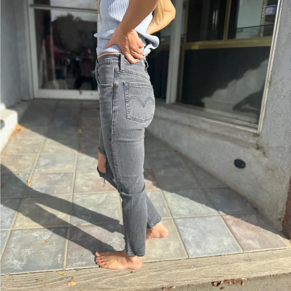 Levi's Premium 501 Washed Black Button Fly Distressed Skinny Jeans 26/28 - Picture 8 of 15